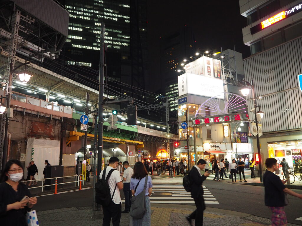 新橋駅前
