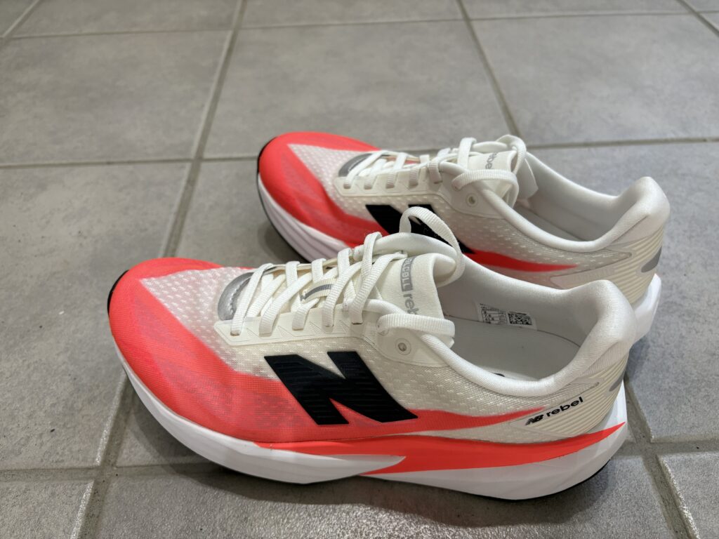 ニューバランス　FuelCell Rebel v5